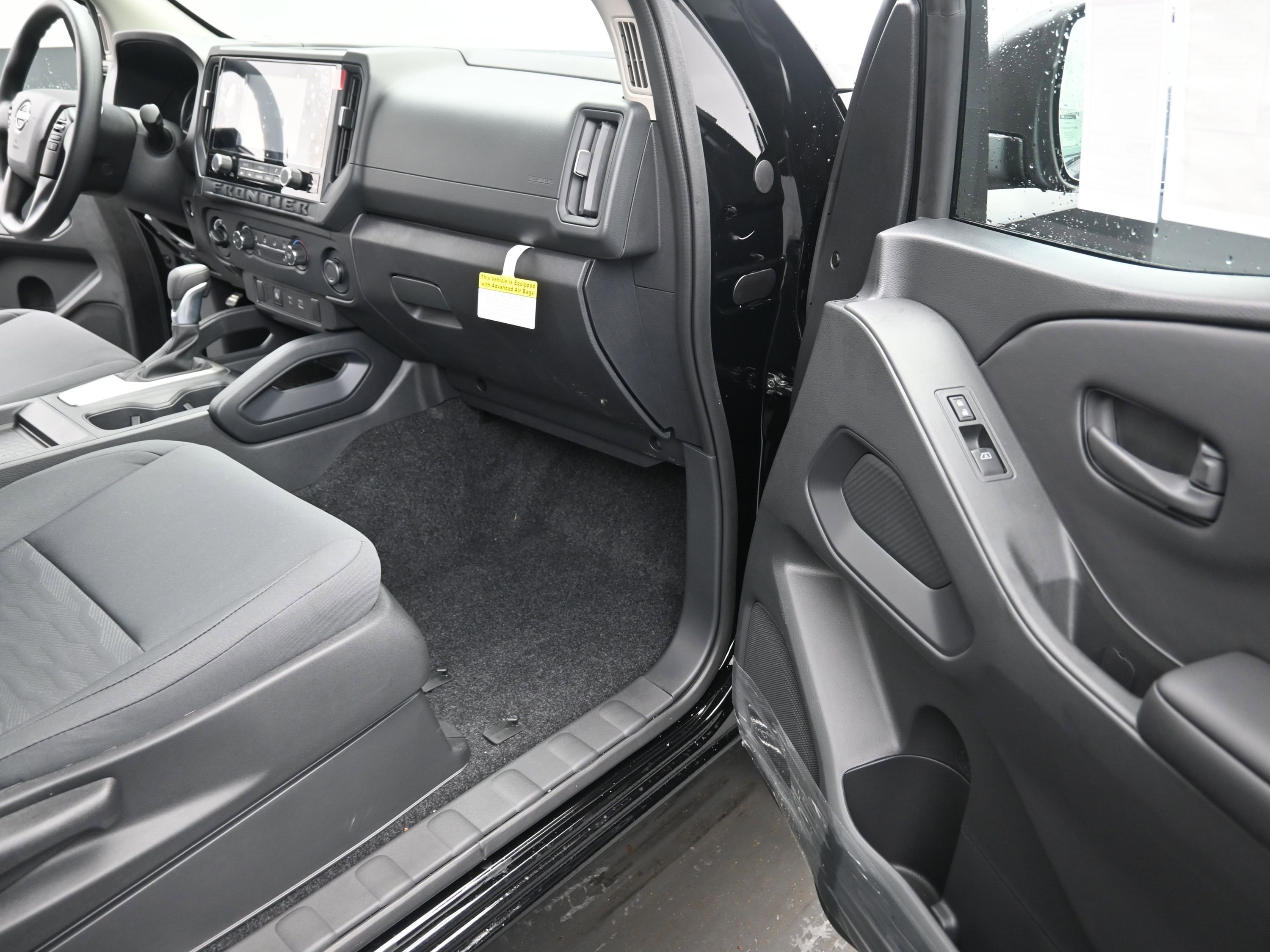 New 2026 Nissan Frontier S image 21