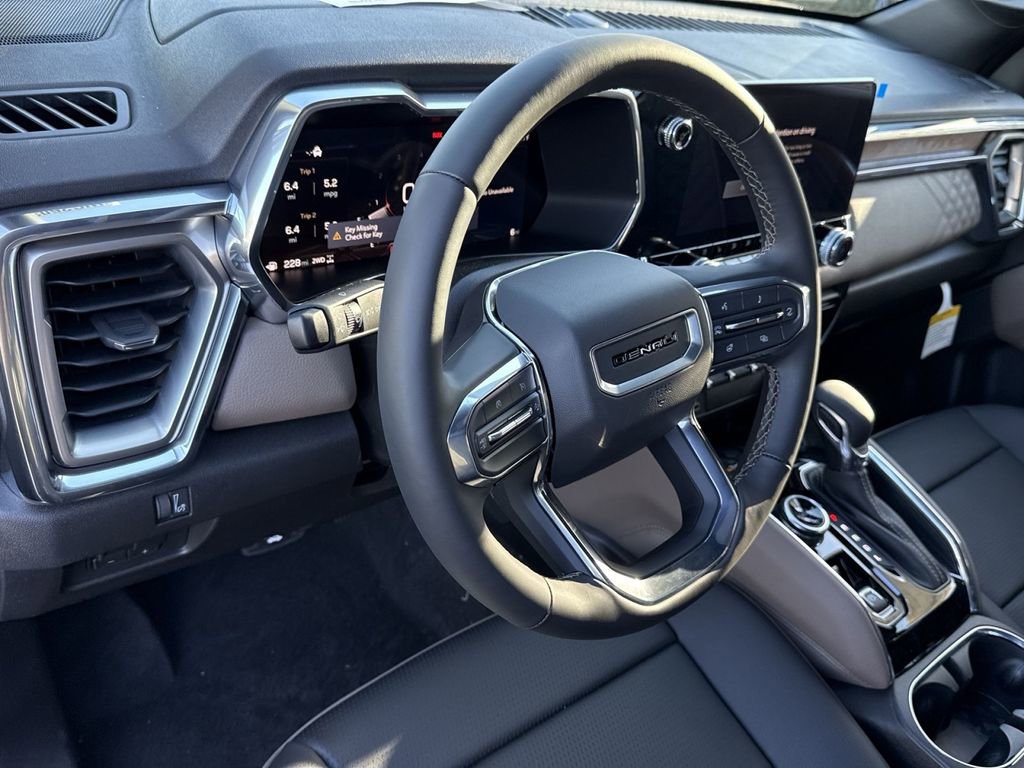 New 2026 GMC Canyon Denali image 16