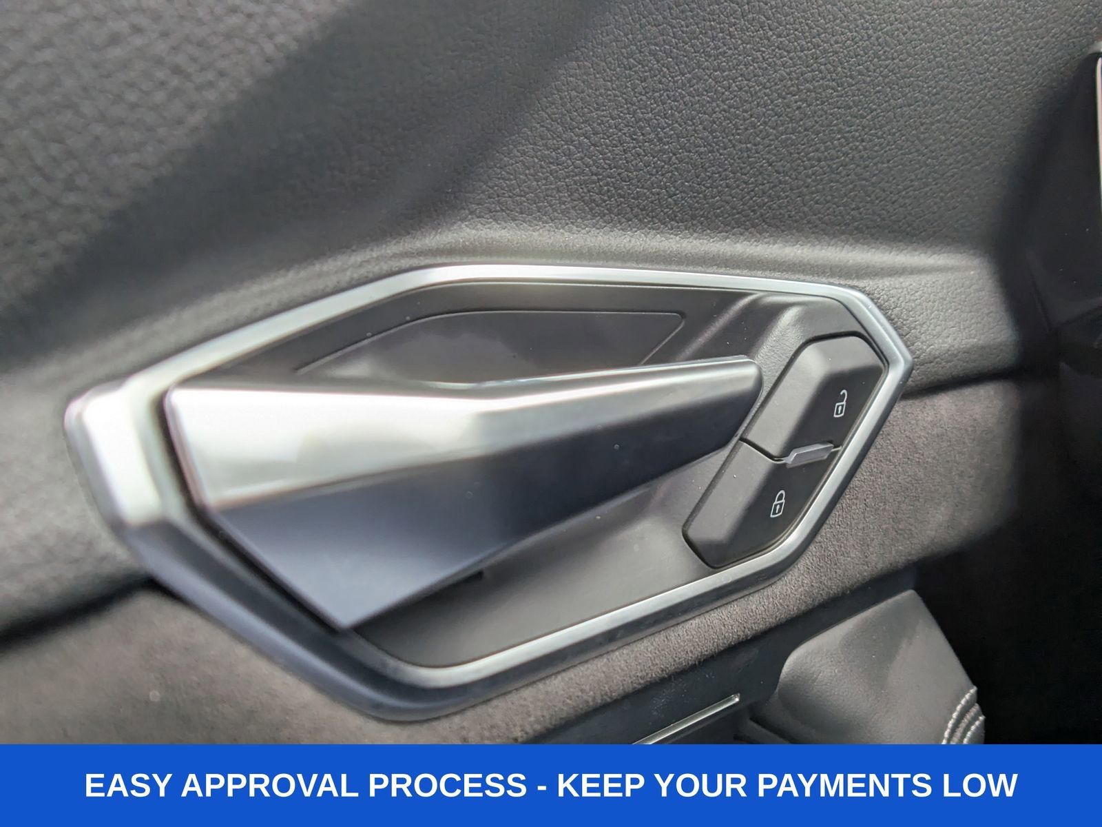 Used 2019 Audi e-tron Prestige w/ Prestige Package image 41