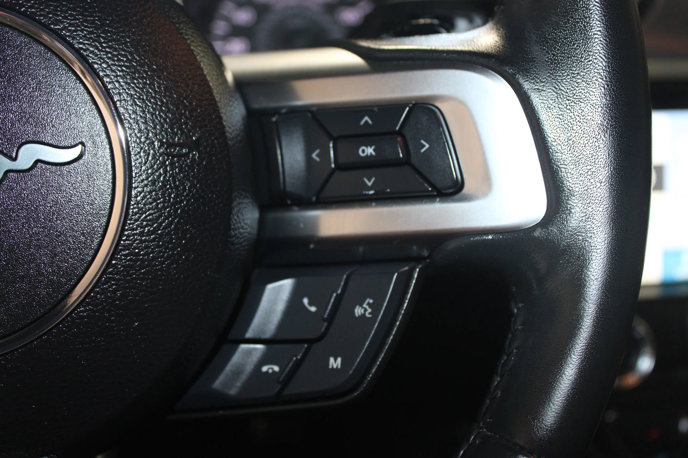 Used 2018 Ford Mustang Premium image 13