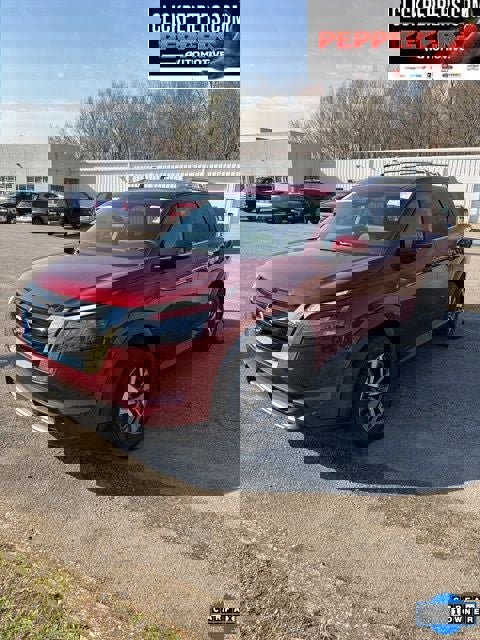 Used 2025 Nissan Pathfinder SL