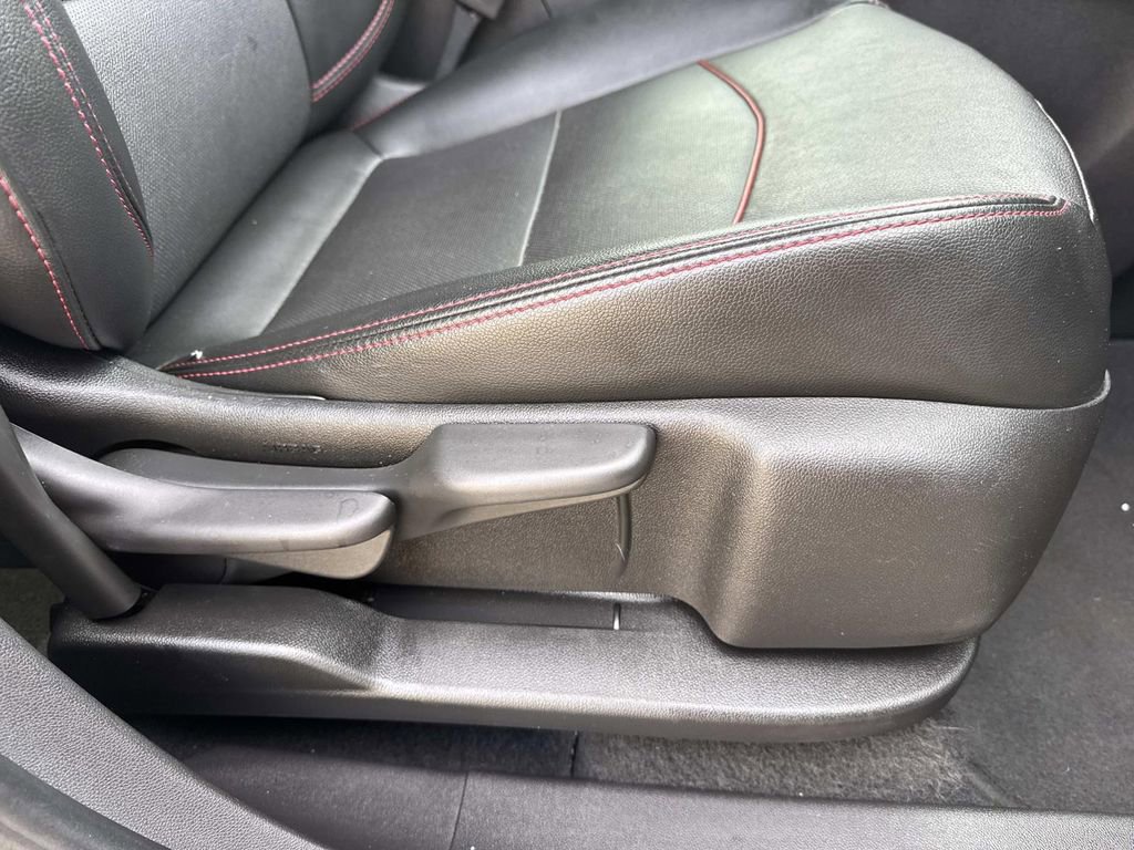 Used 2023 Chevrolet Equinox RS w/ RS Leather Package image 12