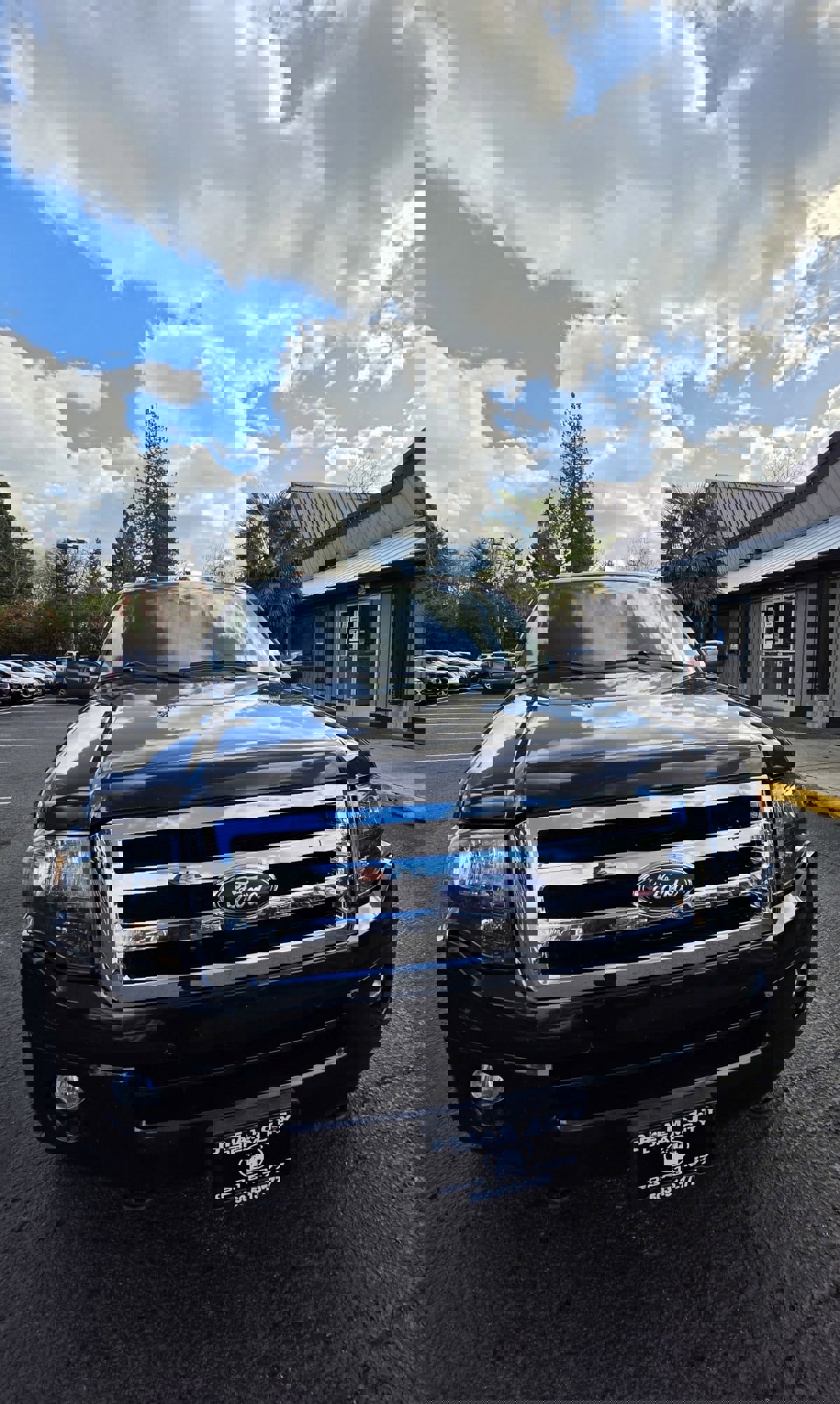 Used 2014 Ford Expedition Limited w/ Equipment Group 301A AWD/4WD image 7