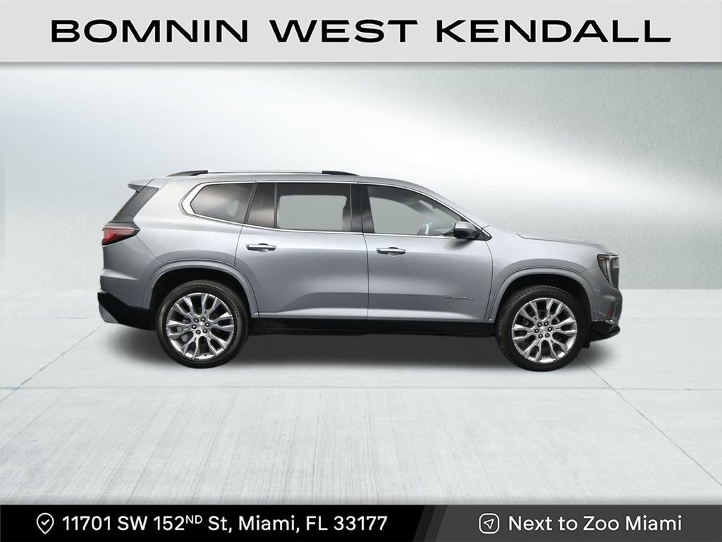 Used 2024 GMC Acadia Denali image 6