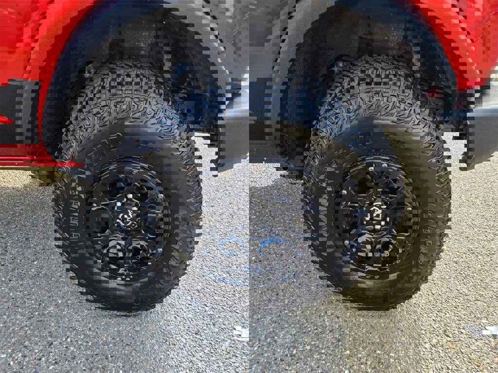 Used 2024 Ford Bronco Wildtrak image 9