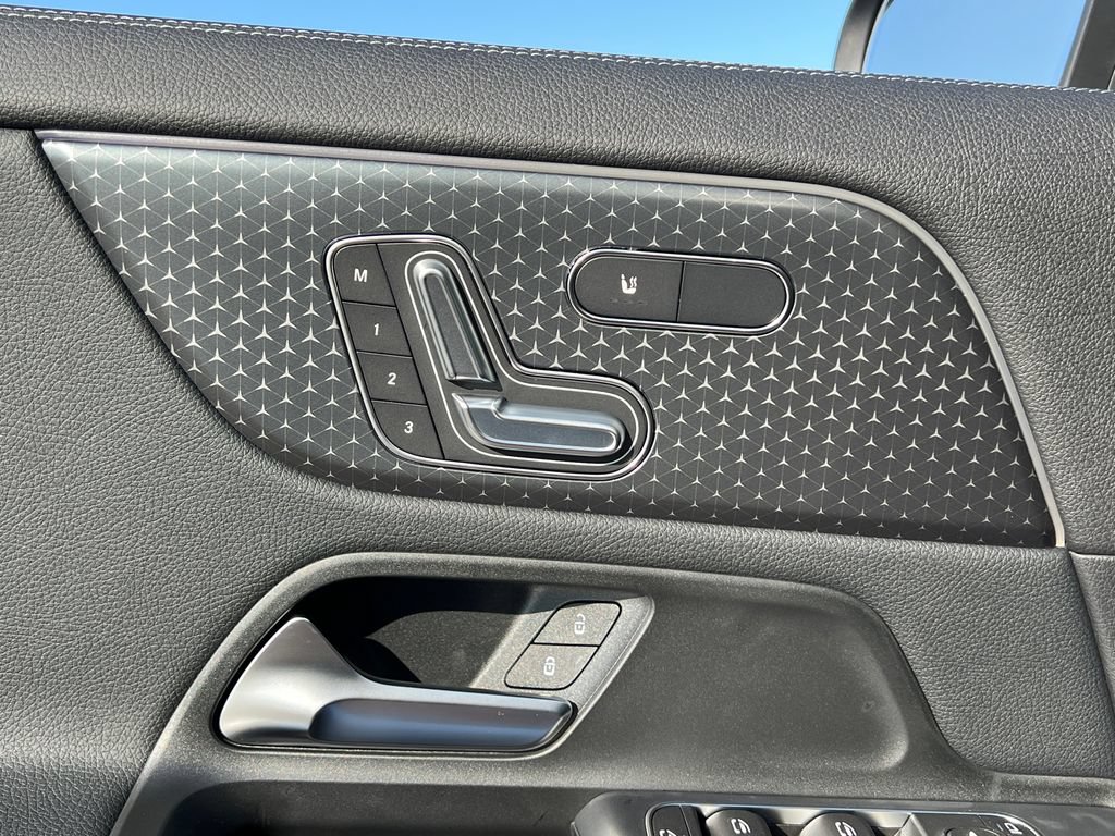 New 2026 Mercedes-Benz GLA 250 4MATIC image 12