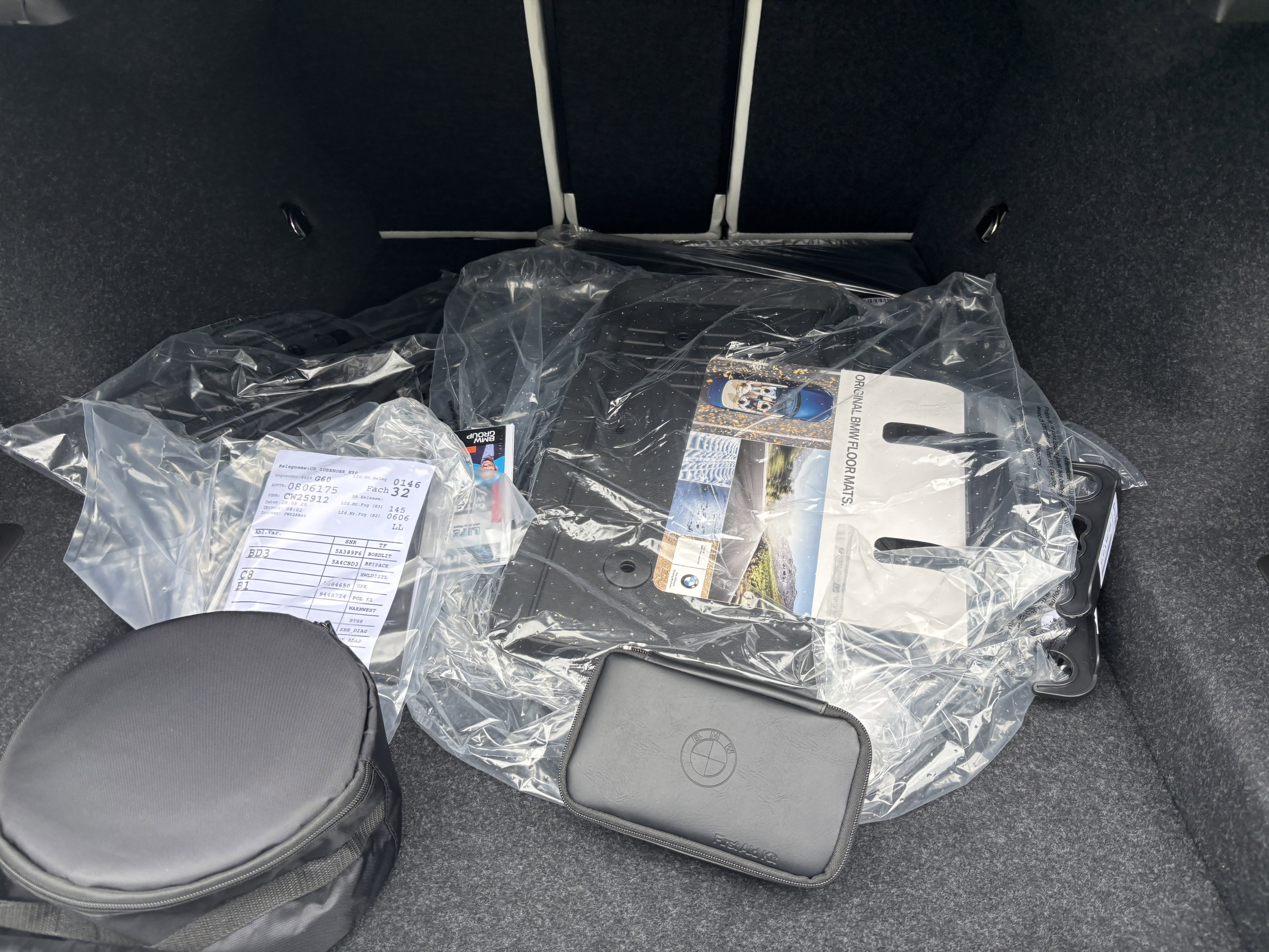 Used 2026 BMW 530i w/ M Sport Package image 35