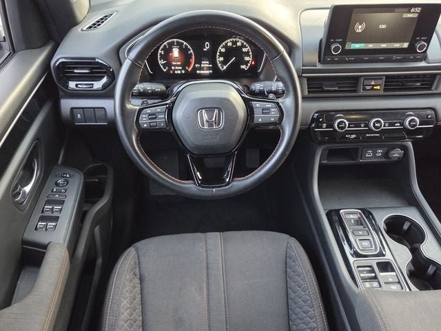 Used 2023 Honda Pilot Sport image 10