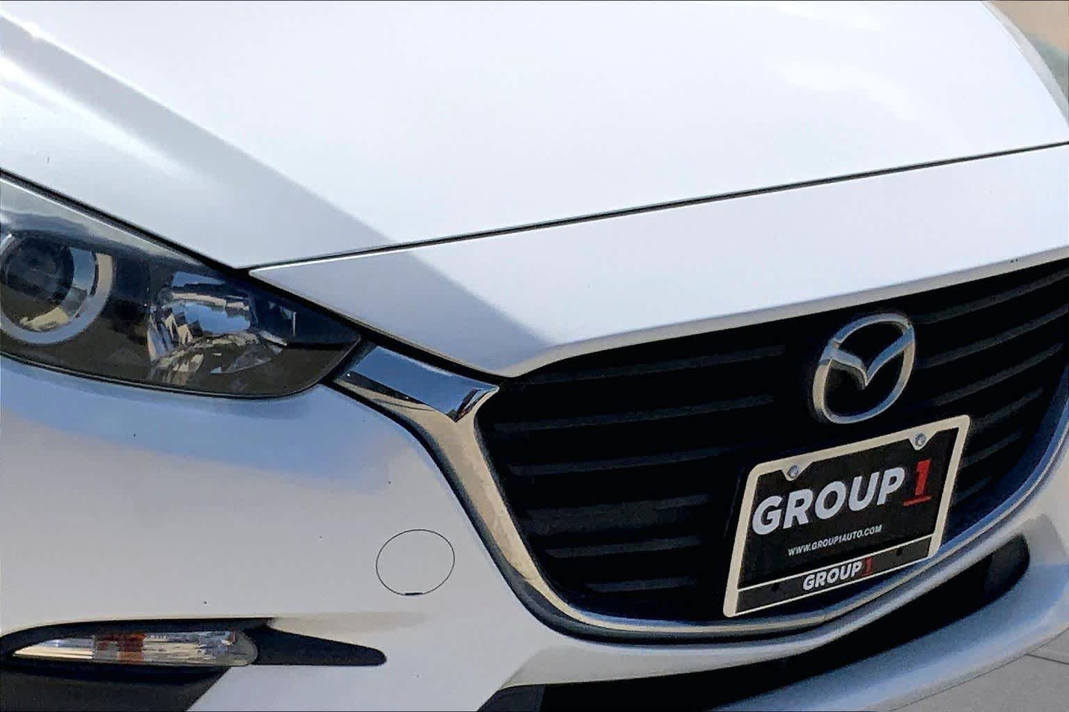 Used 2018 MAZDA MAZDA3 Sport FWD image 29