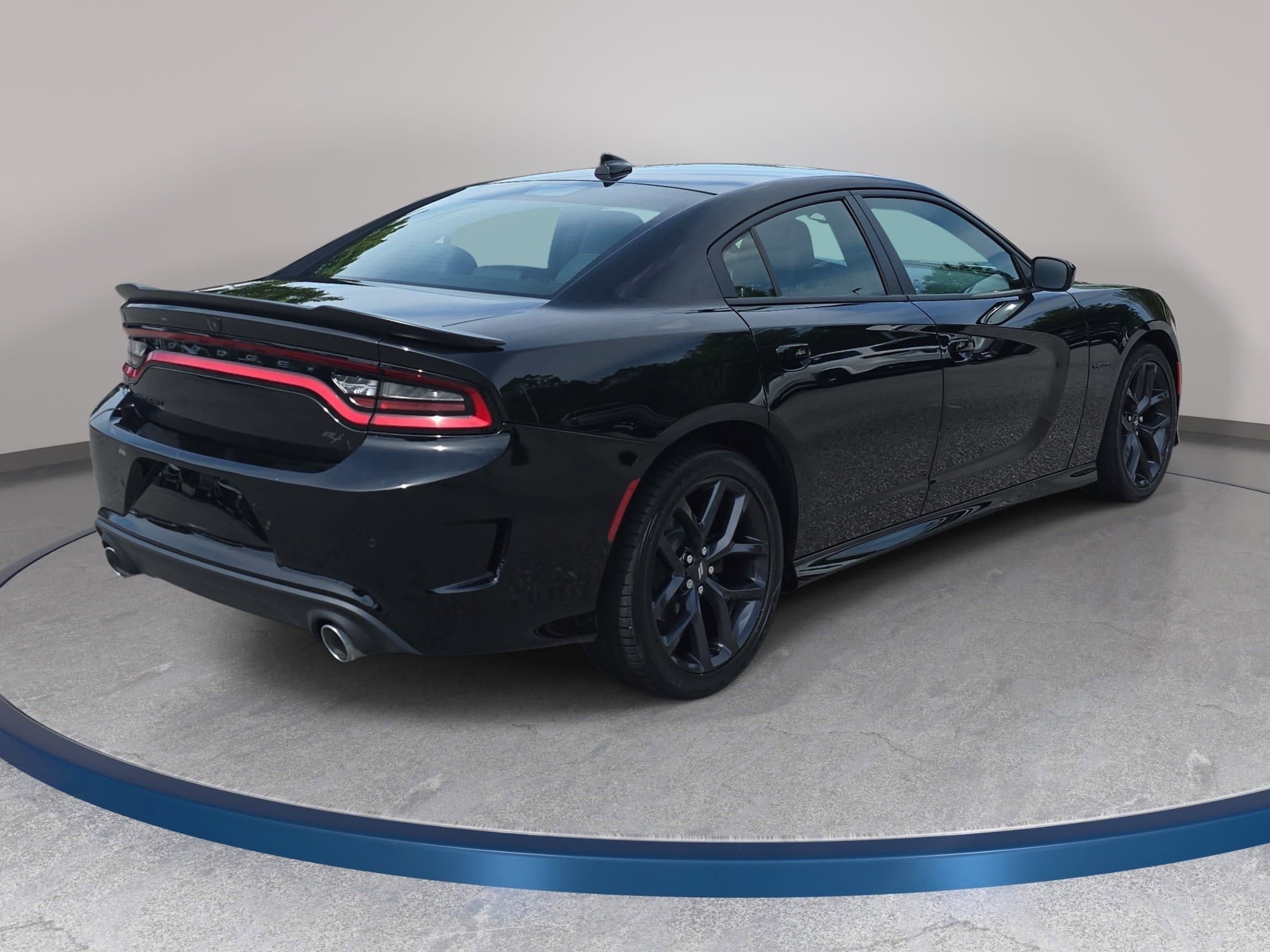 Used 2020 Dodge Charger R/T w/ Plus Group RWD image 6