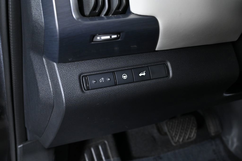 Certified 2024 Nissan Pathfinder SL image 21