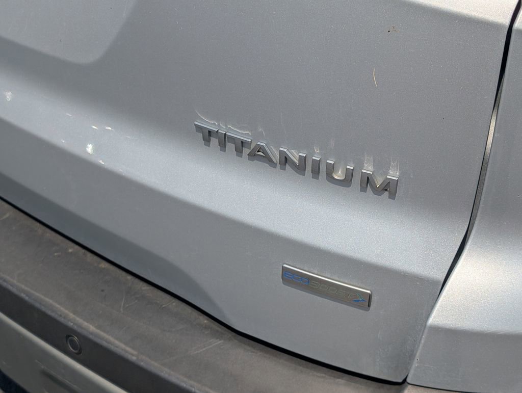Used 2020 Ford EcoSport Titanium image 25