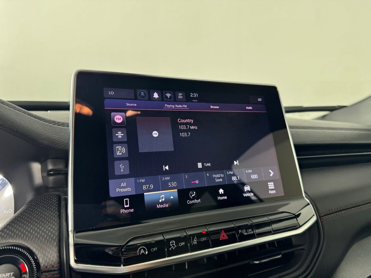 Used 2024 Jeep Compass Trailhawk image 13