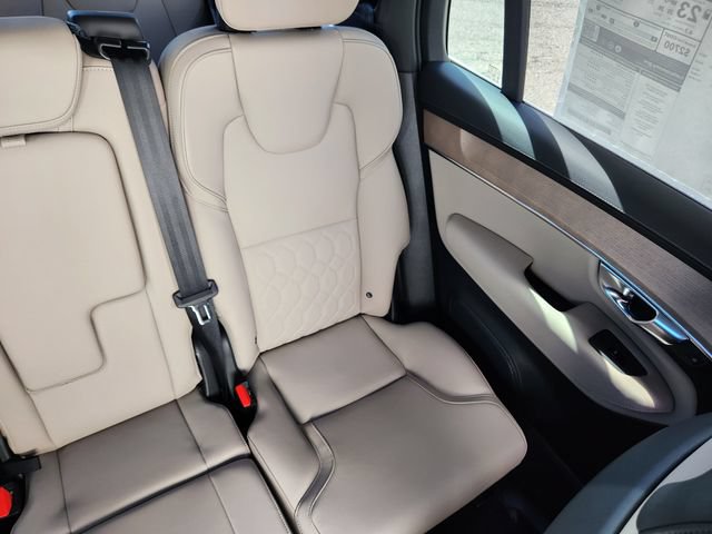New 2026 Volvo XC90 B6 Plus w/ Protection Package Premier AWD/4WD image 15