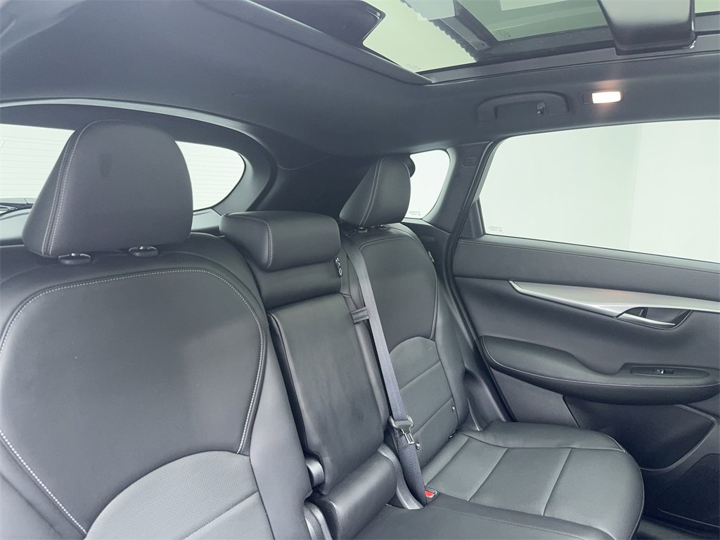 Used 2022 INFINITI QX50 Luxe w/ Appearance Package image 48