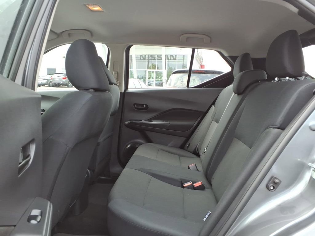 Used 2025 Nissan Kicks Play S FWD image 11