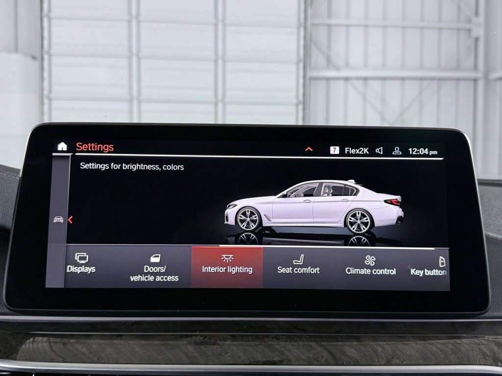 Used 2021 BMW M550i xDrive w/ Premium Package image 33