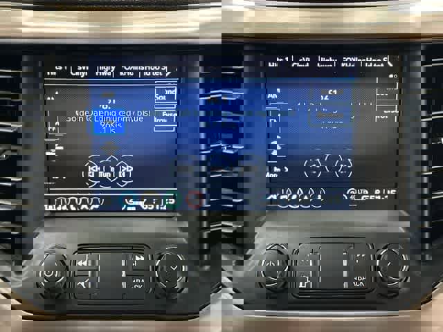 Used 2023 GMC Acadia Denali w/ Denali Ultimate Package image 12