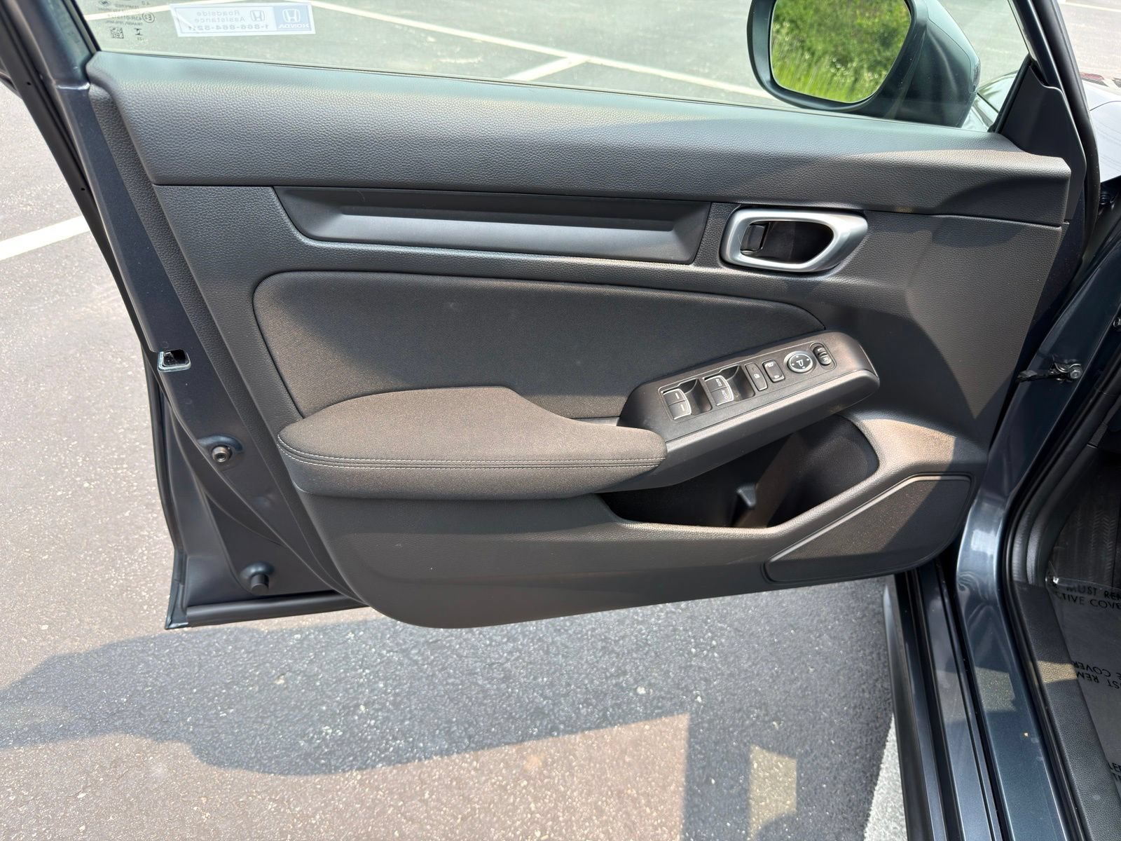 Used 2023 Honda Civic LX image 11