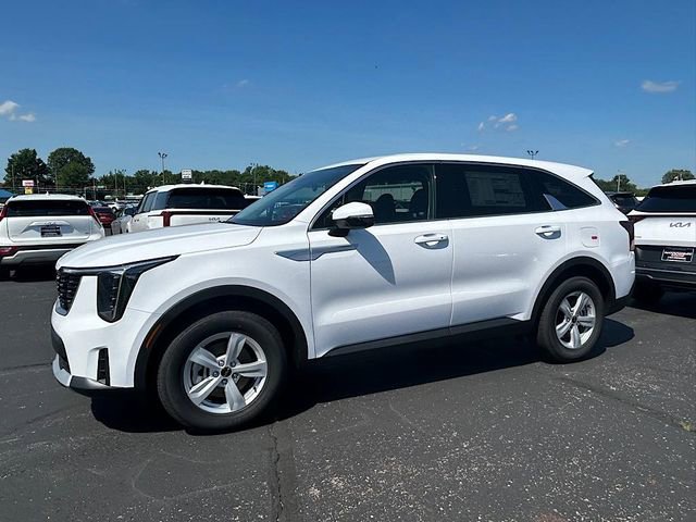 New 2025 Kia Sorento LX image 9