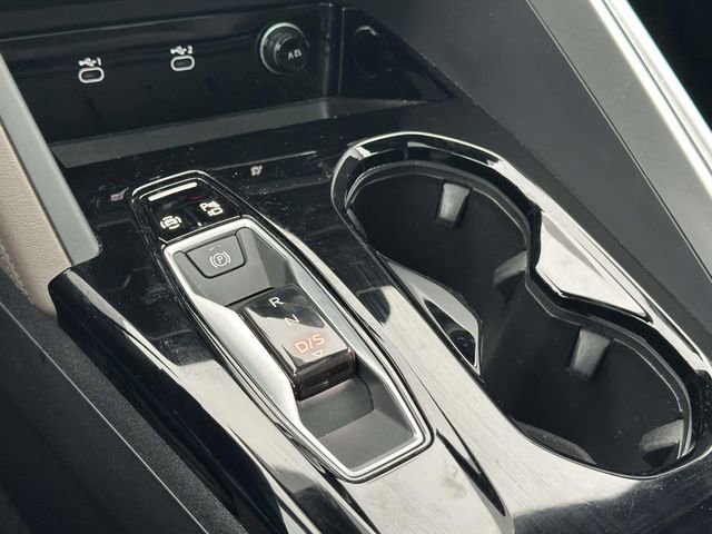 Used 2025 Audi Q5 Premium Plus w/ Premium Plus AWD/4WD image 32