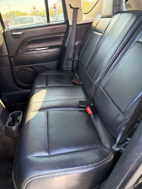 Used 2015 Jeep Compass High Altitude FWD image 9