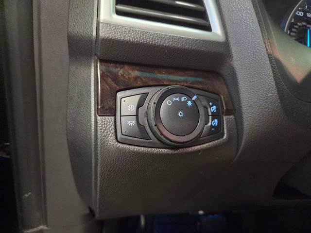 Used 2015 Ford Explorer Limited FWD image 29