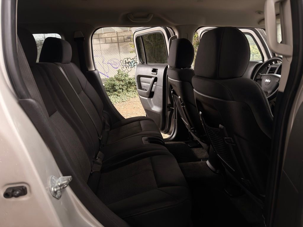 Used 2007 HUMMER H3 image 30
