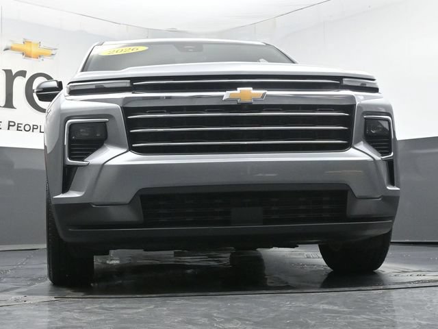 Used 2026 Chevrolet Traverse LT w/ Driver Confidence Package FWD image 3
