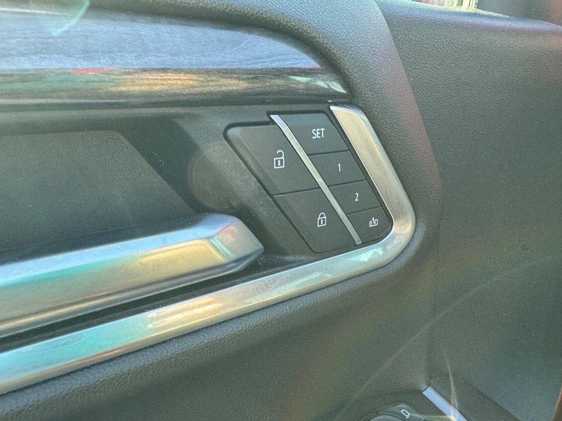 Certified 2022 Chevrolet Silverado 1500 LTZ w/ LTZ Premium Package image 19