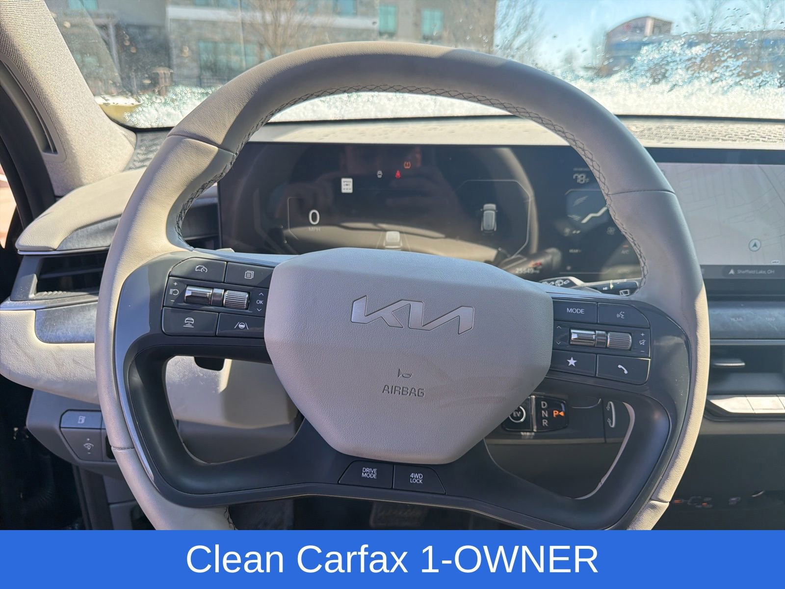 Used 2024 Kia EV9 Wind image 13