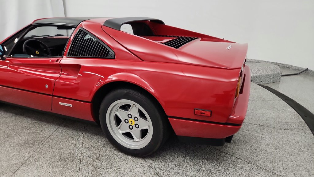Used 1988 Ferrari 328 GTS RWD image 21