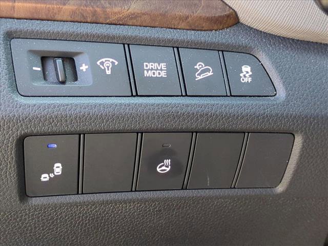 Used 2018 Hyundai Santa Fe Sport w/ 2.4L Tech Package 04 image 17