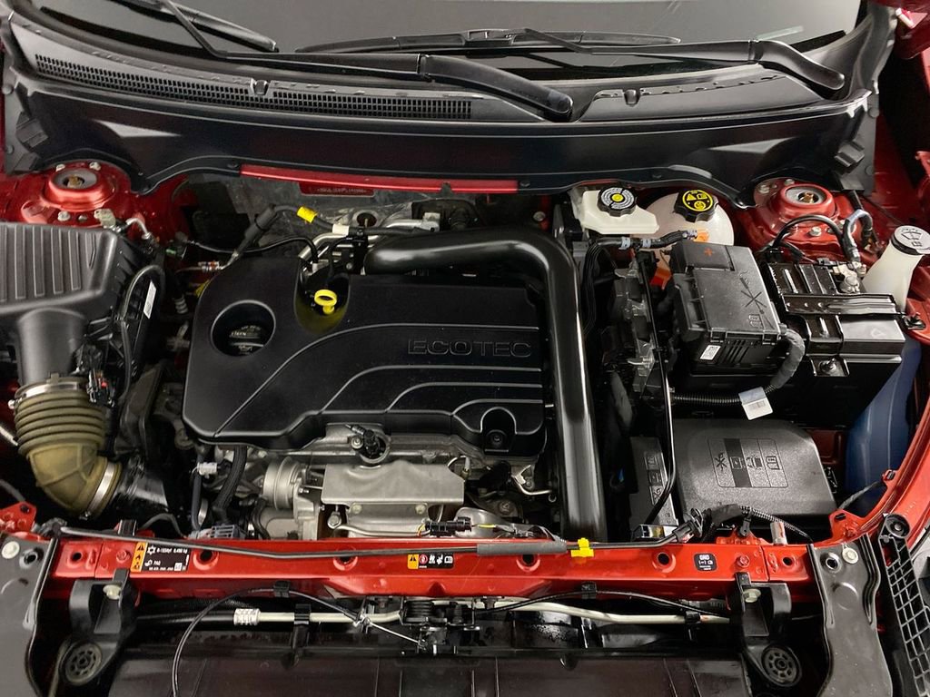 Used 2023 GMC Terrain SLE w/ Driver Convenience Package image 24