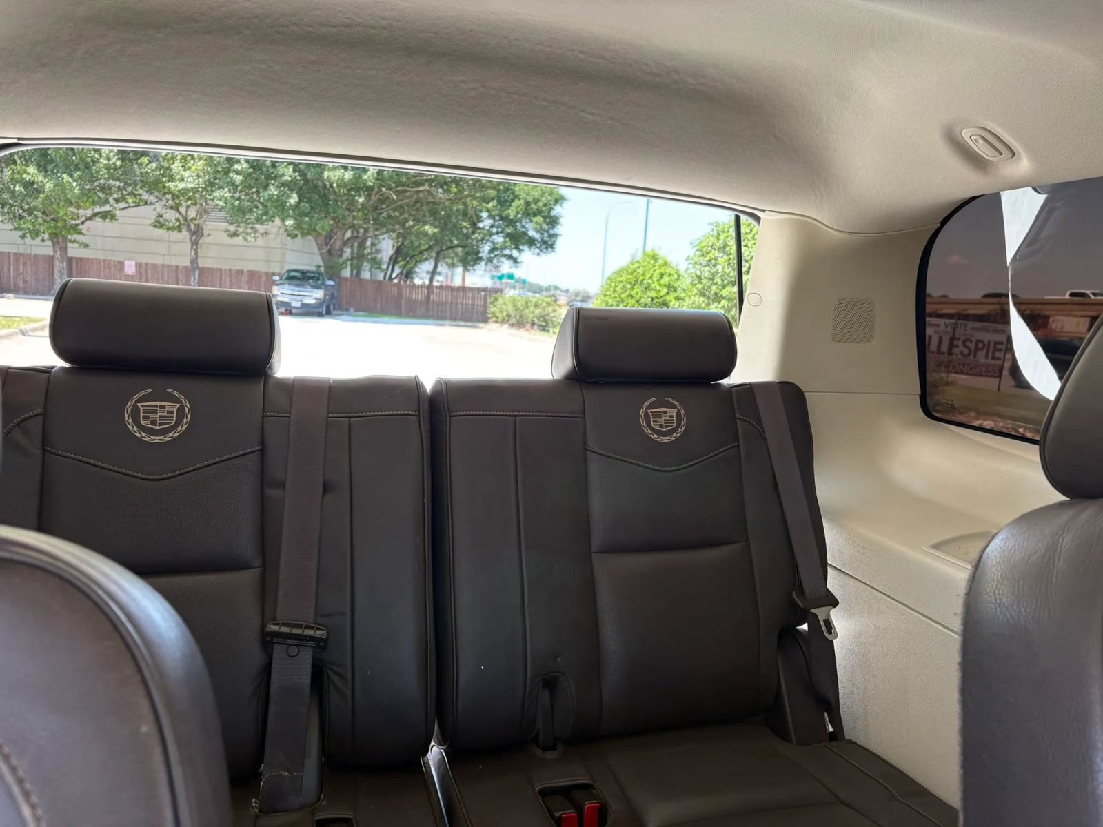 Used 2014 Cadillac Escalade Platinum RWD image 12