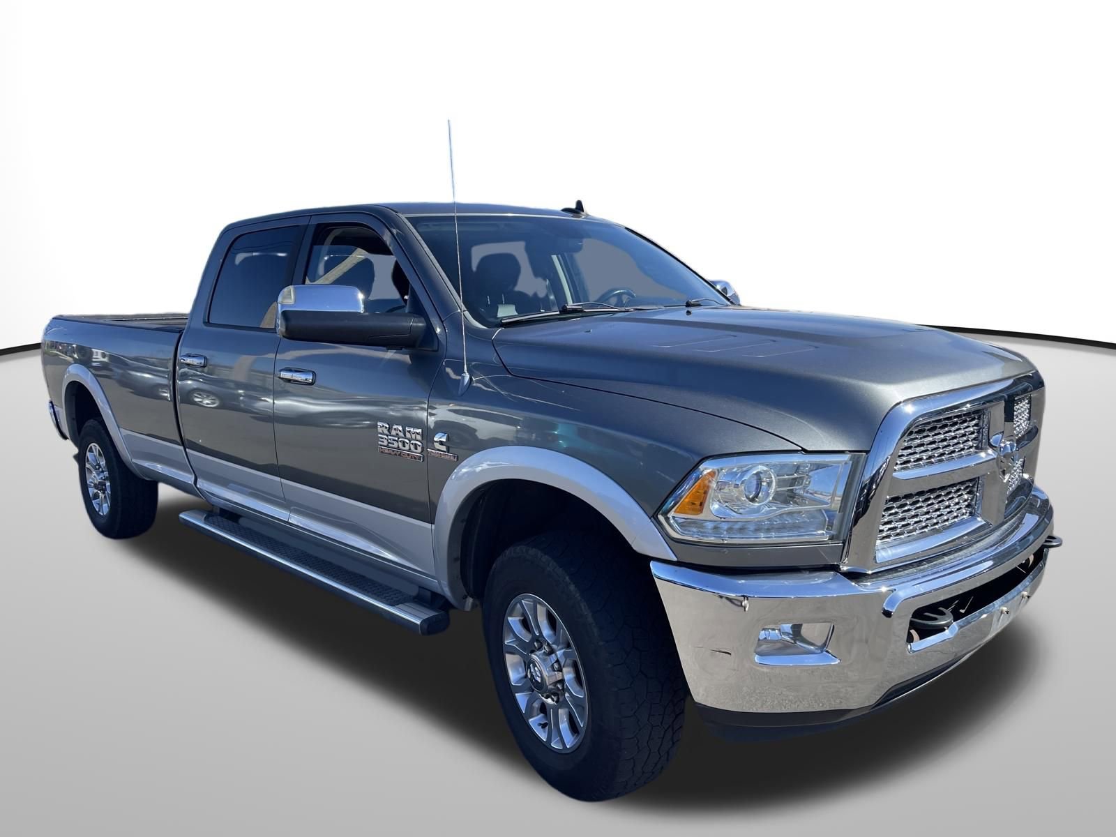 Used 2013 RAM 3500 Laramie w/ Convenience Group image 5