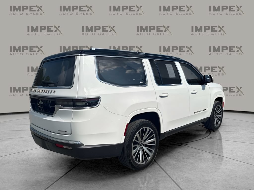 Used 2022 Jeep Grand Wagoneer Series III AWD/4WD image 5