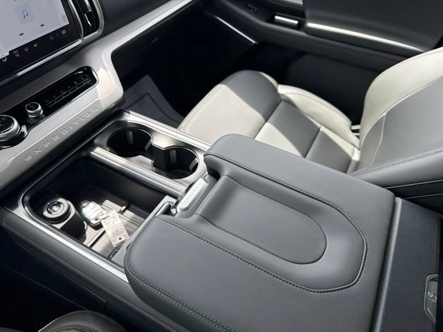 New 2026 Ford Expedition Max Active AWD/4WD image 21