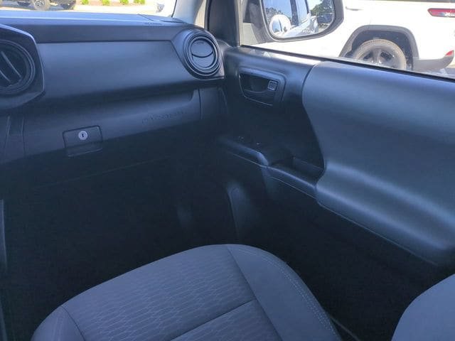 Used 2019 Toyota Tacoma SR w/ SR Convenience Package RWD image 17