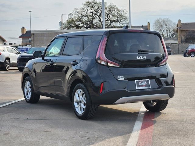 Used 2025 Kia Soul S video 3