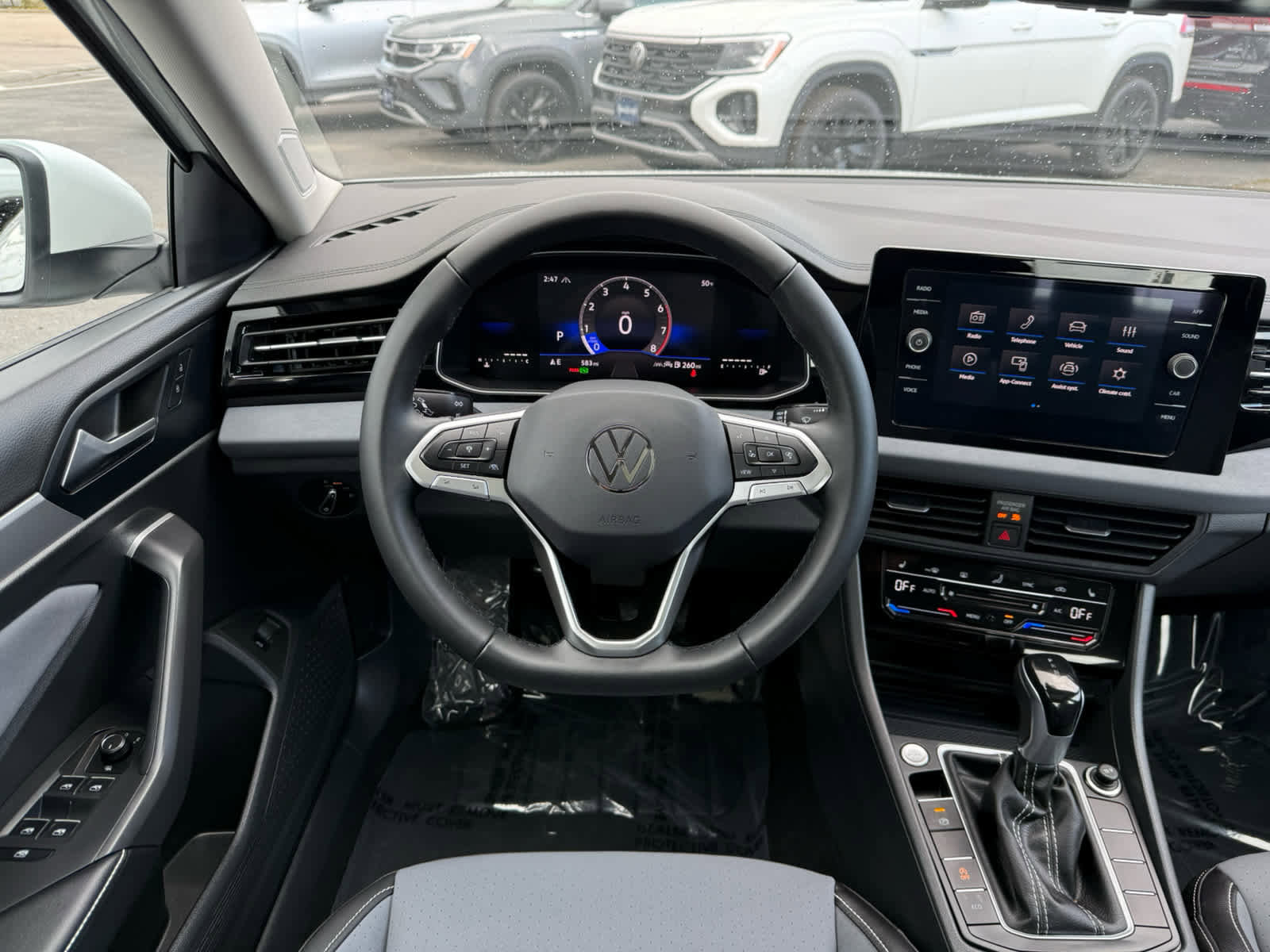 Used 2026 Volkswagen Jetta SE FWD image 20