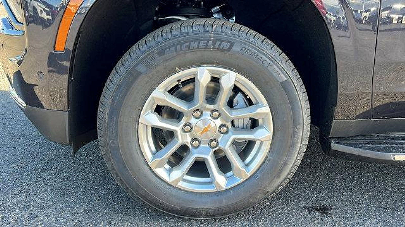 New 2026 Chevrolet Tahoe LS w/ LPO, Get Active Package image 10