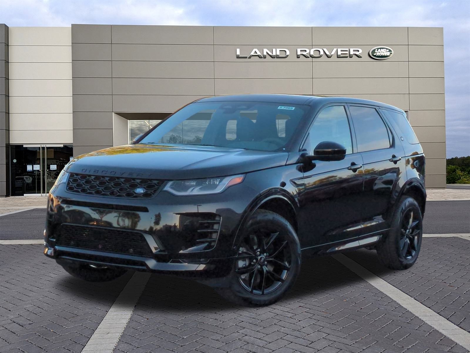New 2026 Land Rover Discovery Sport Landmark
