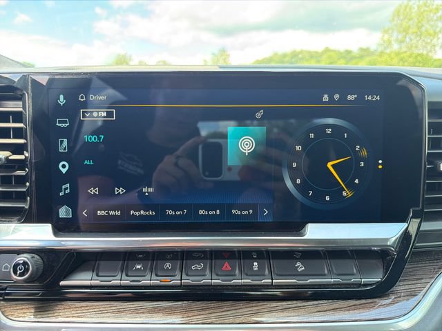 Used 2025 Chevrolet Silverado 1500 RST w/ Z71 Off-Road Package AWD/4WD image 19