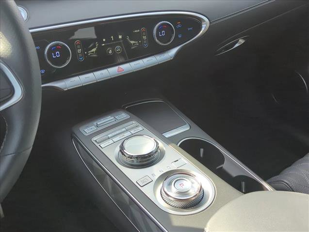 Used 2024 Genesis GV70 3.5T Sport w/ Sport Advanced Package AWD/4WD image 16