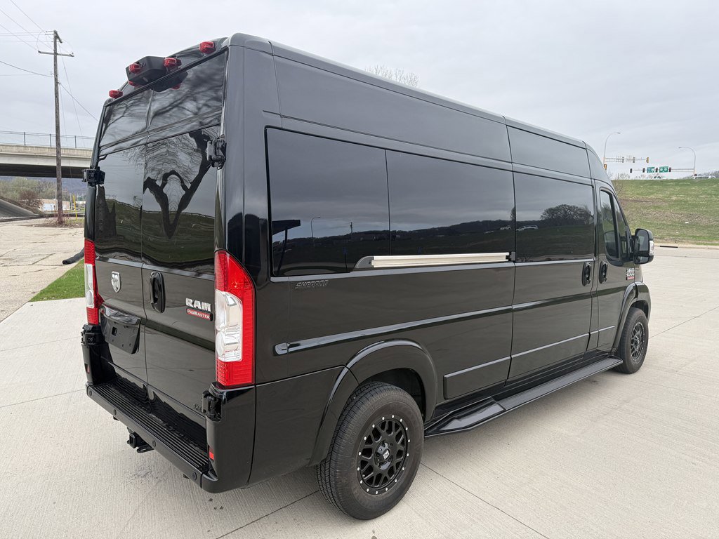 Used 2021 RAM ProMaster 2500 w/ Premium Appearance Group FWD image 5