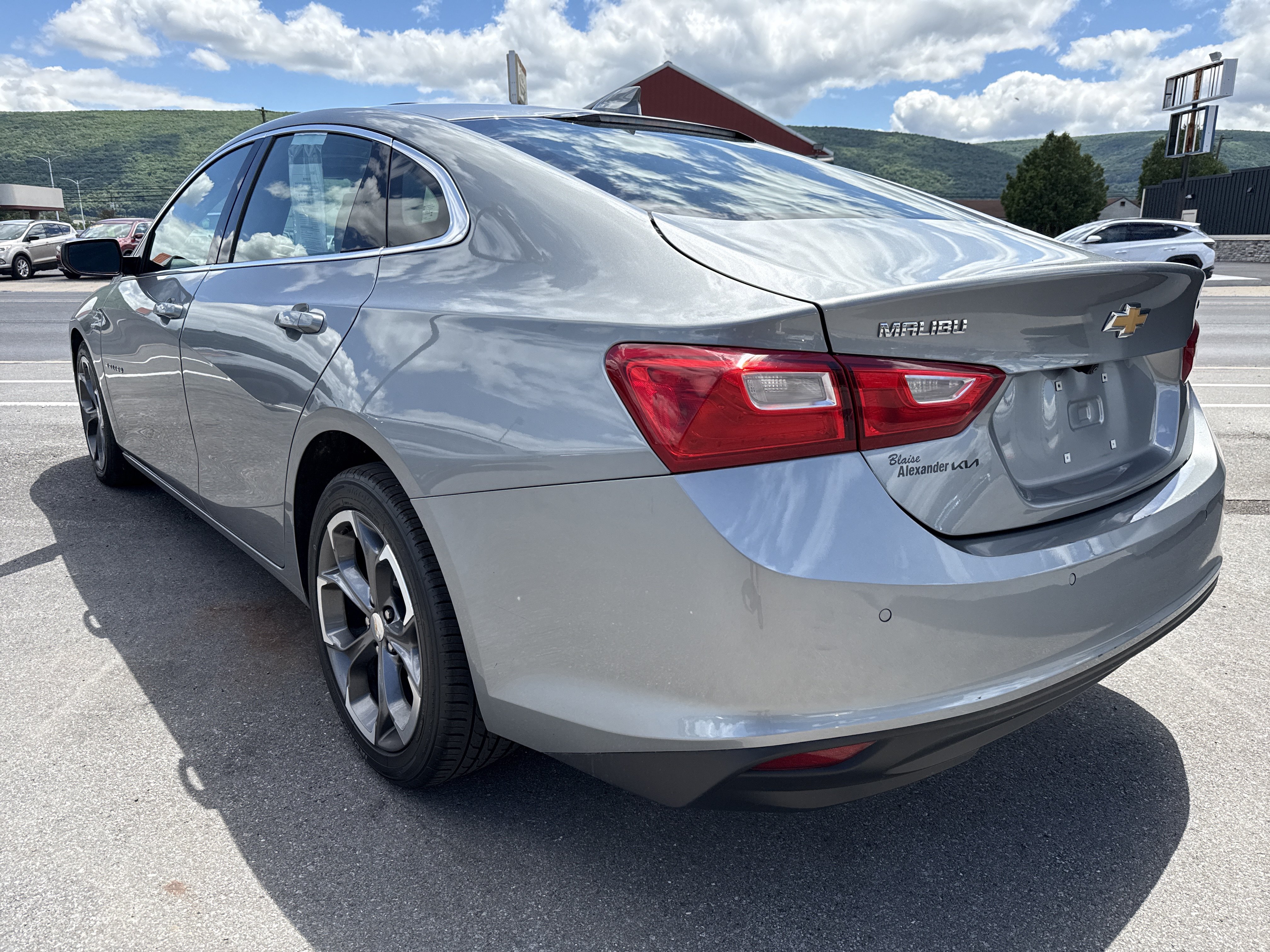 Used 2024 Chevrolet Malibu LT FWD image 6