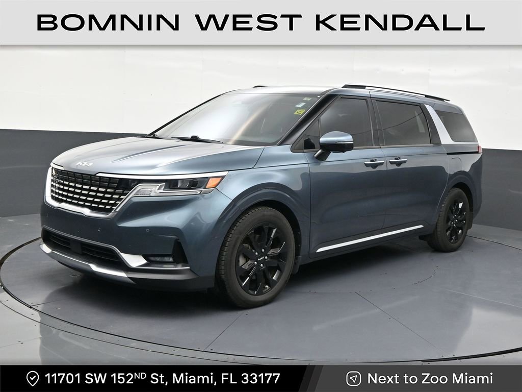 Used 2022 Kia Carnival SX image 1