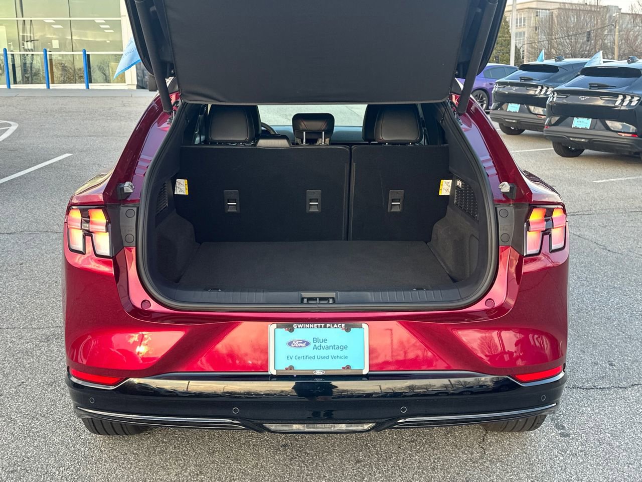 Certified 2025 Ford Mustang Mach-E Premium w/ Sport Appearance Package AWD/4WD image 21