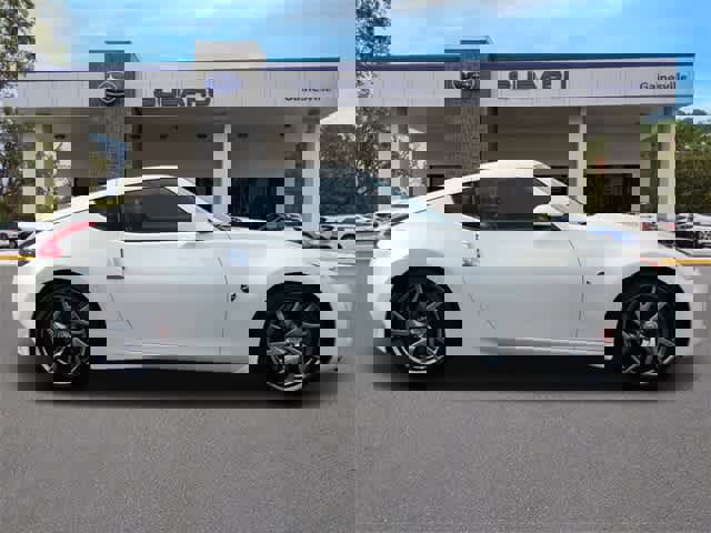 Used 2014 Nissan 370Z Touring w/ Sport Package image 6